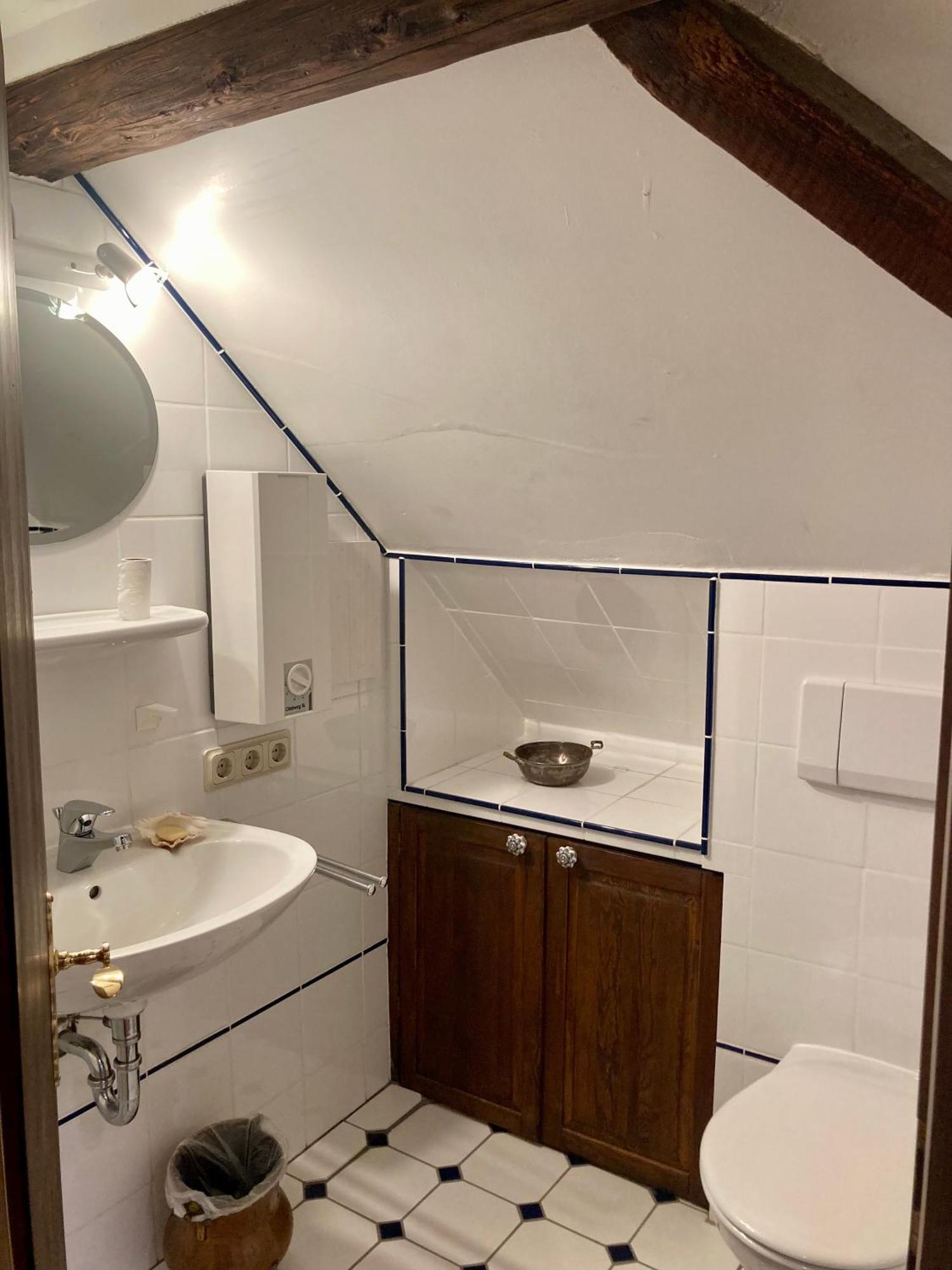 Turmstube Apartment Maring-Noviand Ngoại thất bức ảnh