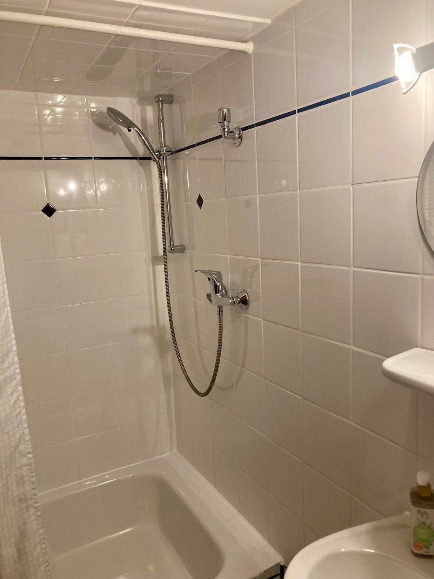 Turmstube Apartment Maring-Noviand Ngoại thất bức ảnh
